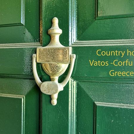 House In The Country Guest House Vatos Bagian luar foto